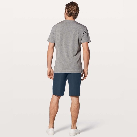 Lululemon Commission Short Relaxed Warpstreme - Picture 2 of 11